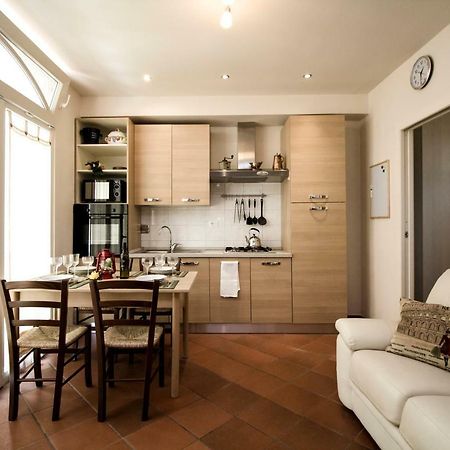 La Torre Holiday House By Tuscanywego 比萨 外观 照片